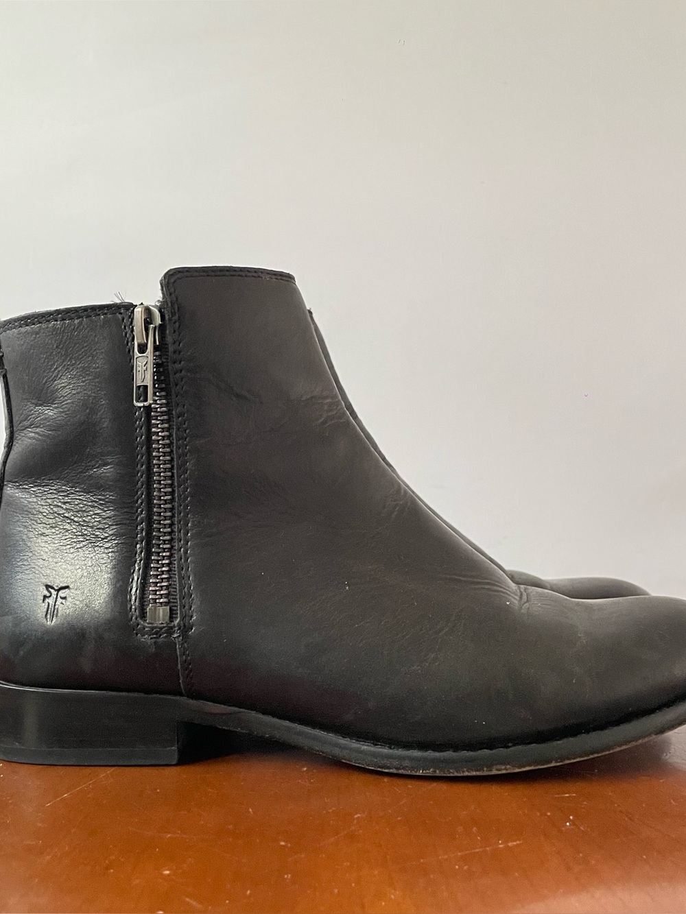 Frye Carly Double Zip leather ankle boots | US 7B